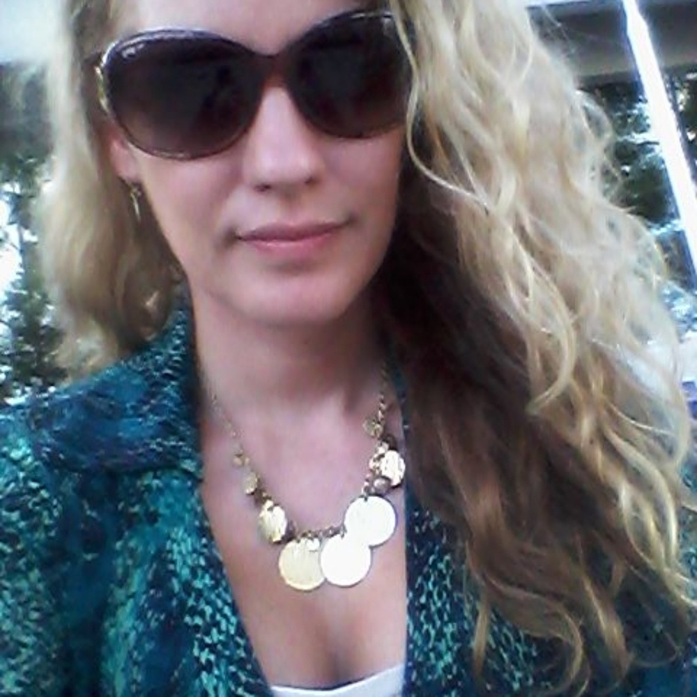 Meet your Posher, Jackie